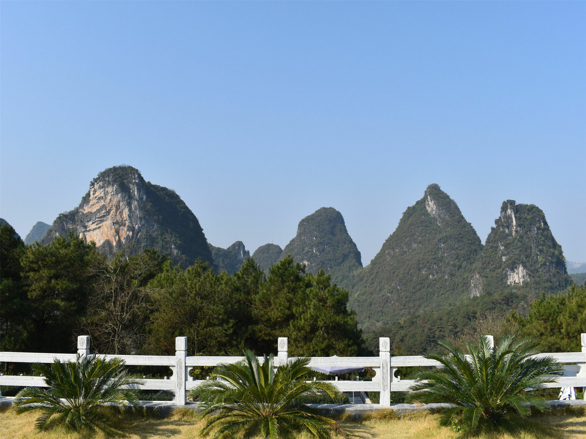 Hotel Yangshuo Mountain Top Retreat Exterior foto